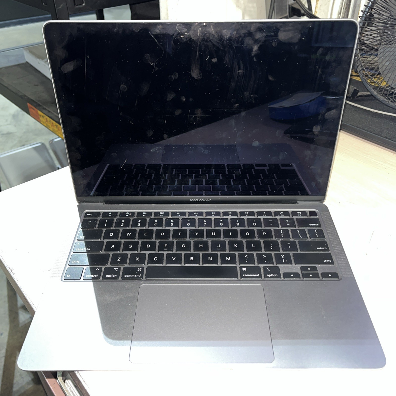 APPLE MACBOOK AIR 13″ SCISSOR, 2020 CORE I3-1000NG4 1.1GHZ 8GB RAM 256SSD