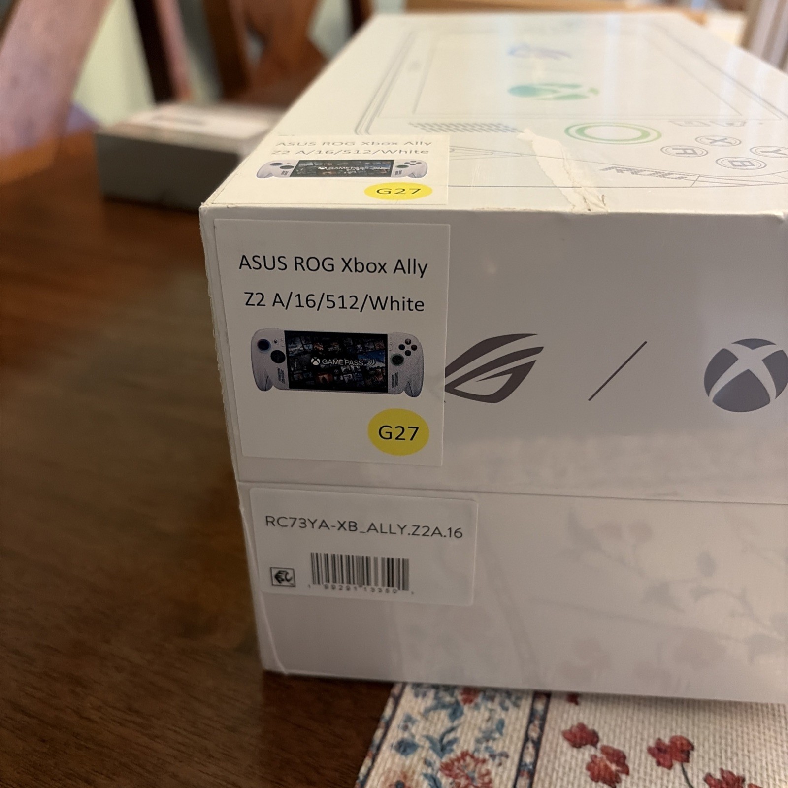 ASUS ROG XBOX Ally 7″ 120Hz Touchscreen Ryzen Z2 A 16GB RAM 512GB SSD
