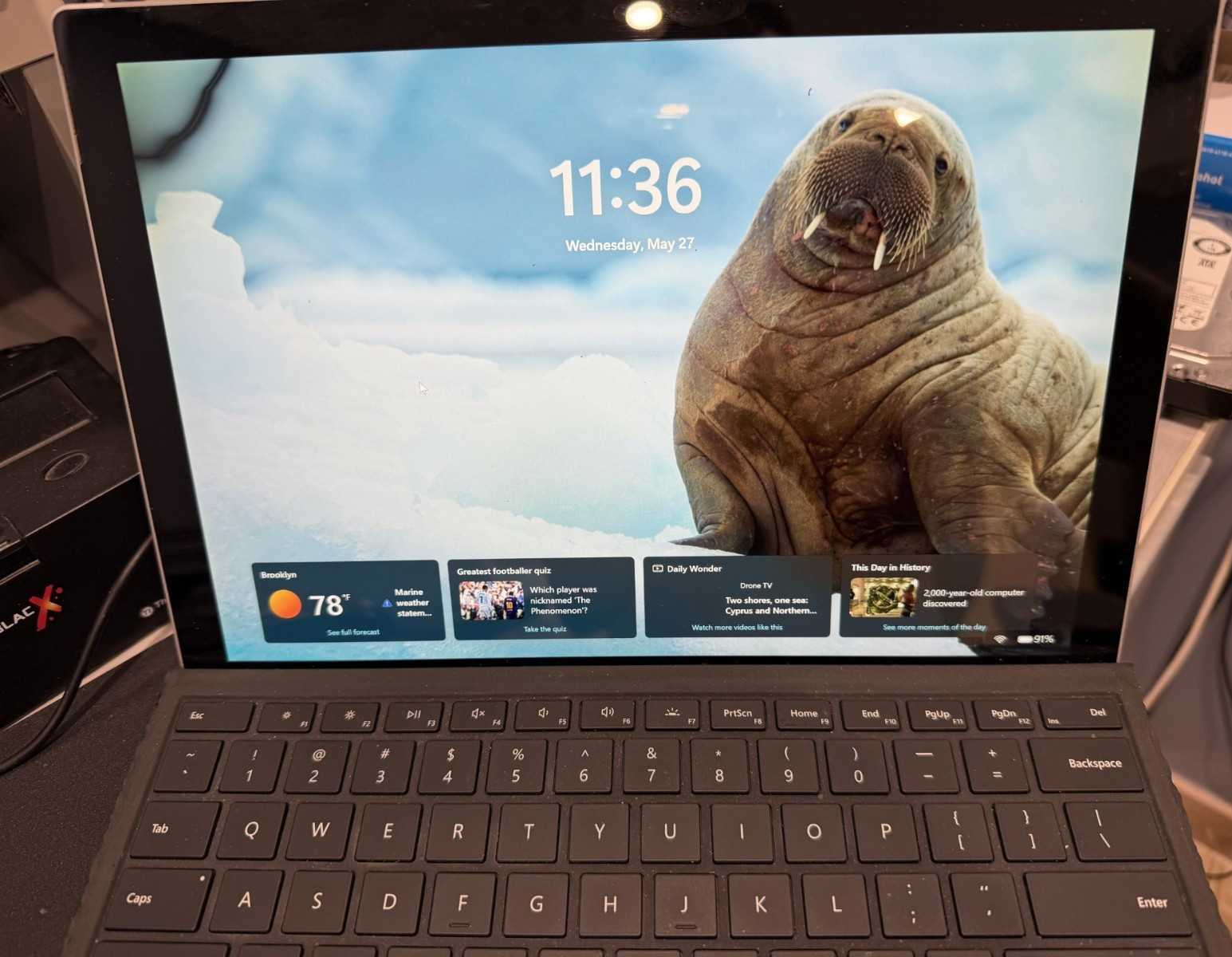 Microsoft Surface Pro 1796 (Intel Core i5, 8GB RAM, 128GB) no AC CORD. AS IS
