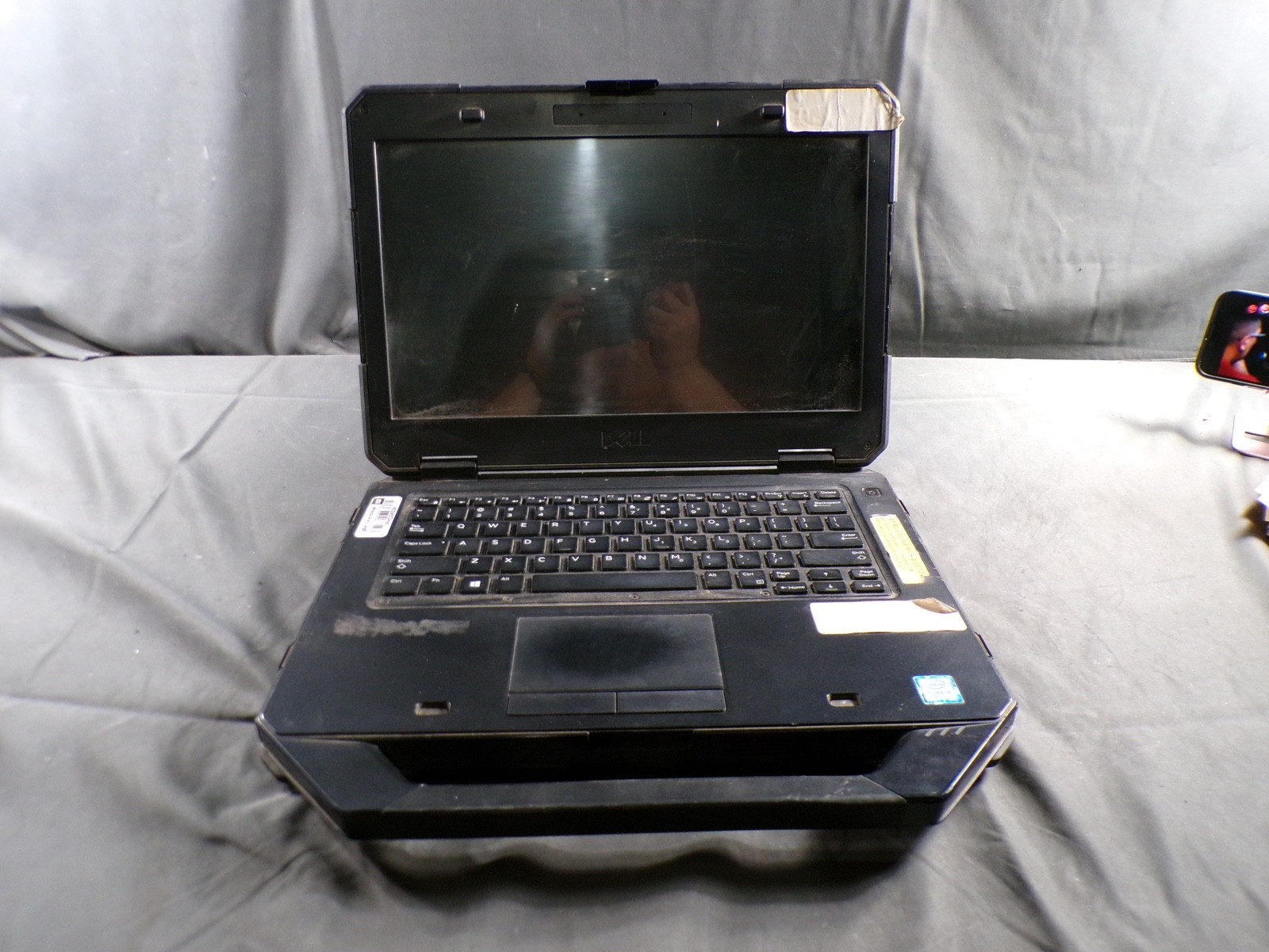 DELL LATITUDE 5414 INTEL CORE i3-6100U 2.30GHZ 8GB RAM **NO HD/ NO CADDIE/ NO OS