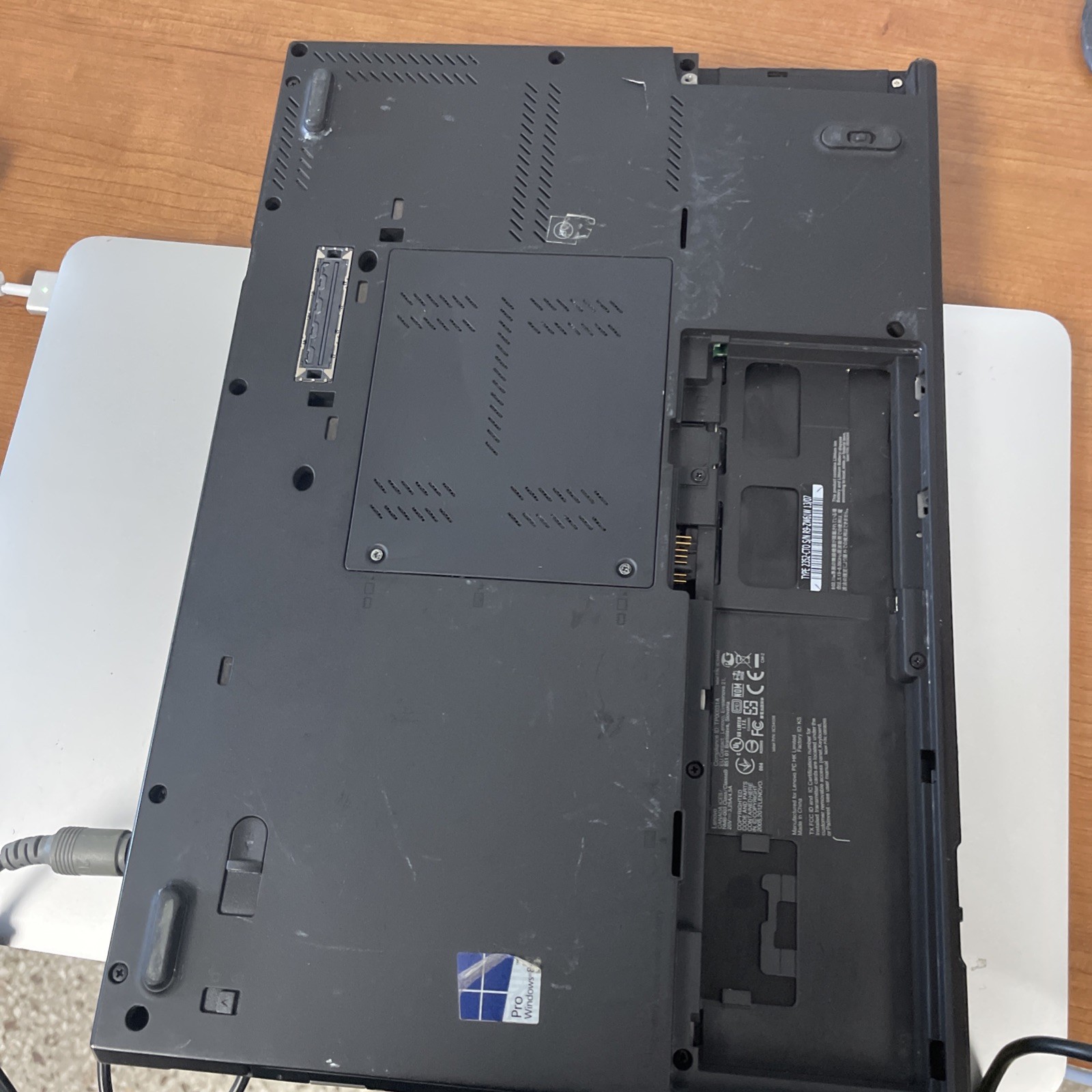 lenovo thinkpad T430s Intel Core I5 -3230M 2.60 GHZ 8 GB RAM For Parts