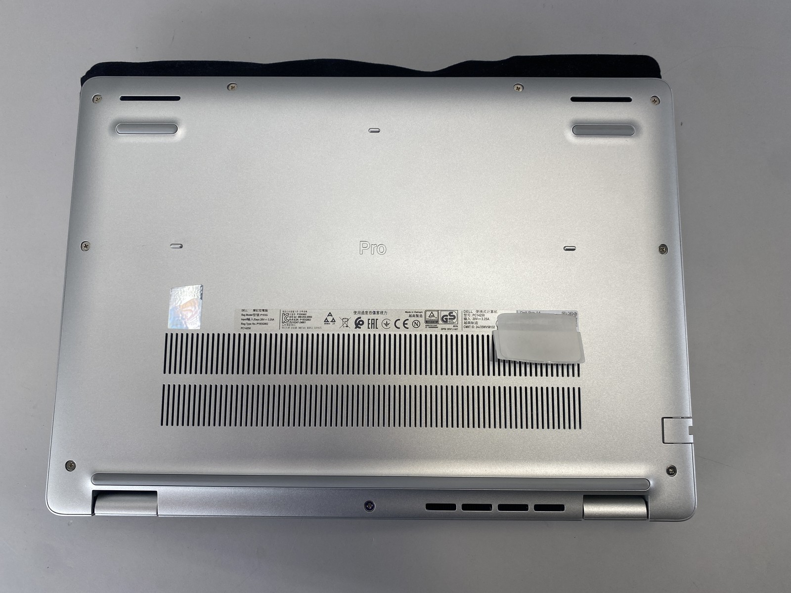 Dell Laptop Pro 14 PC14250 14″ Intel Core Ultra 5 235U 256GB- Silver