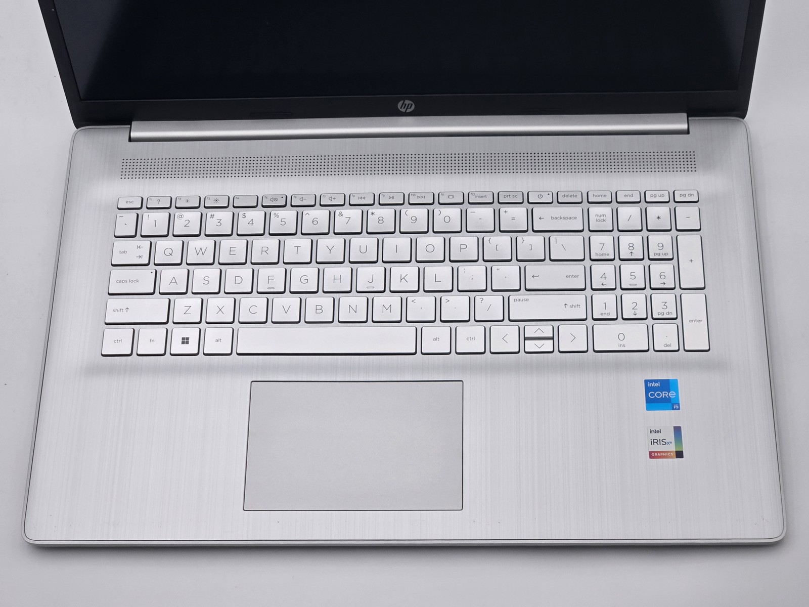 HP Laptop 17-cn0023dx 17″ FHD I5-1135G7 1TB SSD 16GB W11 Webcam