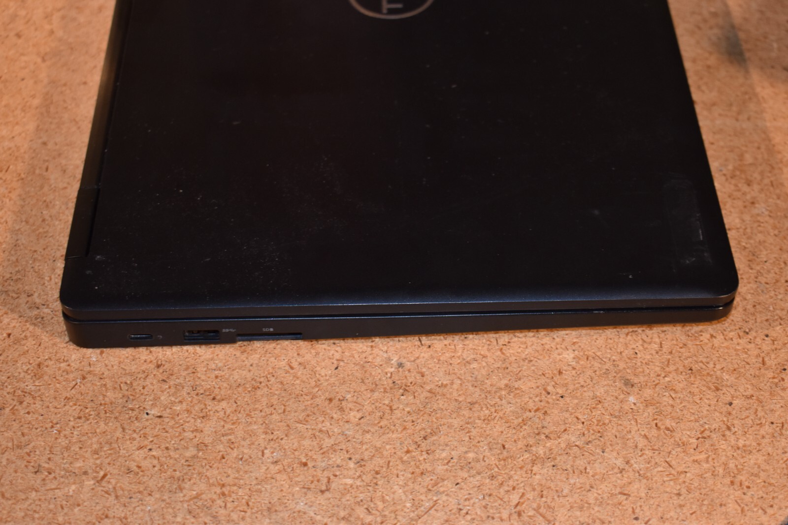Dell Latitude 5590 Quad Core i5-8350U 1.6 GHz 16GB RAM 256GB SSD Windows 11 Pro
