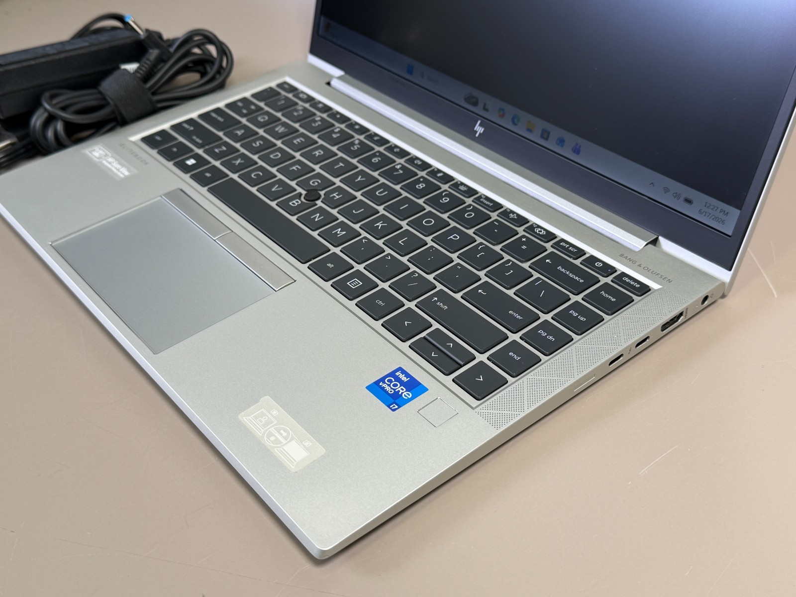 HP ELITEBOOK 840 G8 CORE i7-1185G7 3.0GHz 32GB 512GB SSD WIN11 PRO 14″ LAPTOP