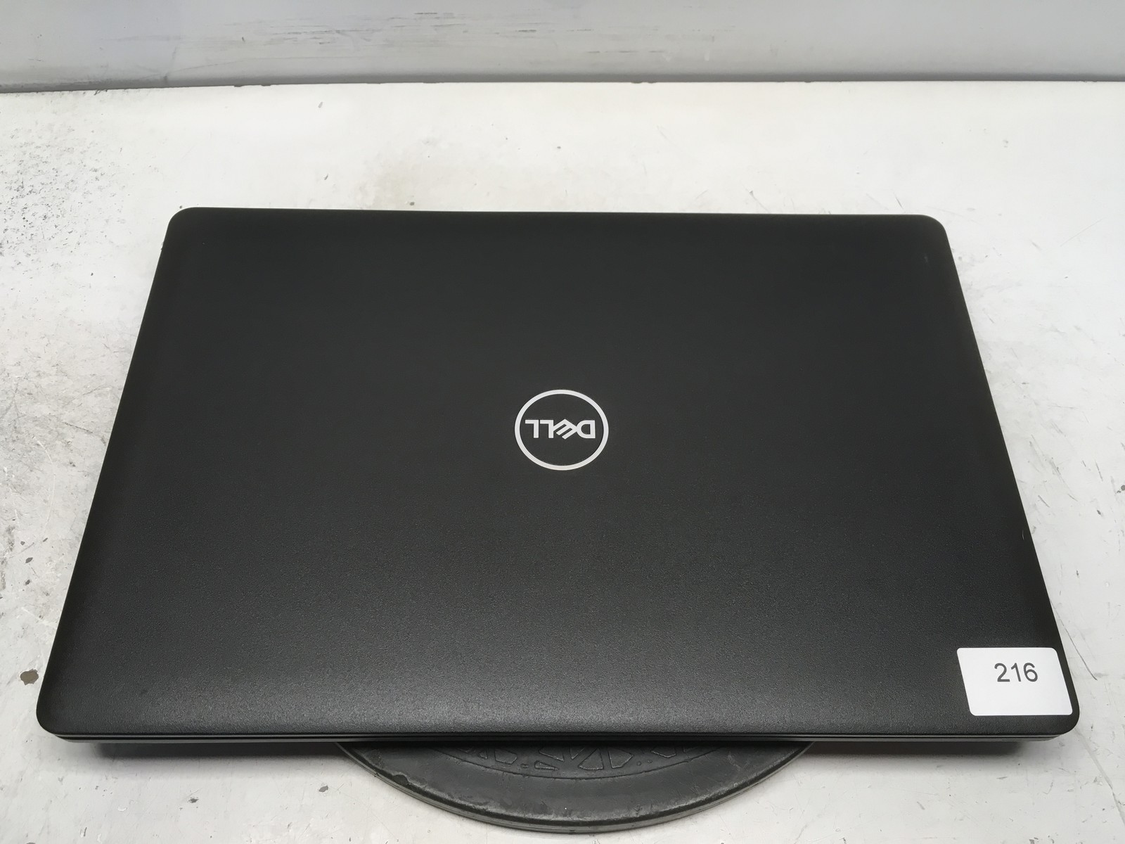 Dell Latitude 3580 Intel i7-7500U 2.7GHz 8 GB NO HDD No Batt
