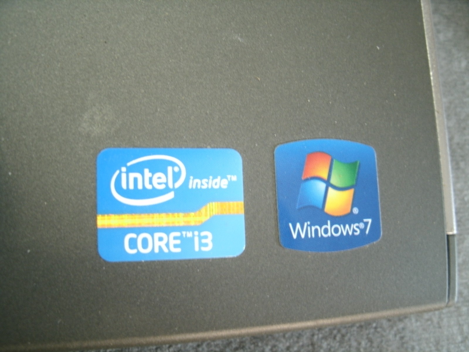 DELL Vostro 3560 Laptop Computer – Turns on – Selling For Parts – Has Charger