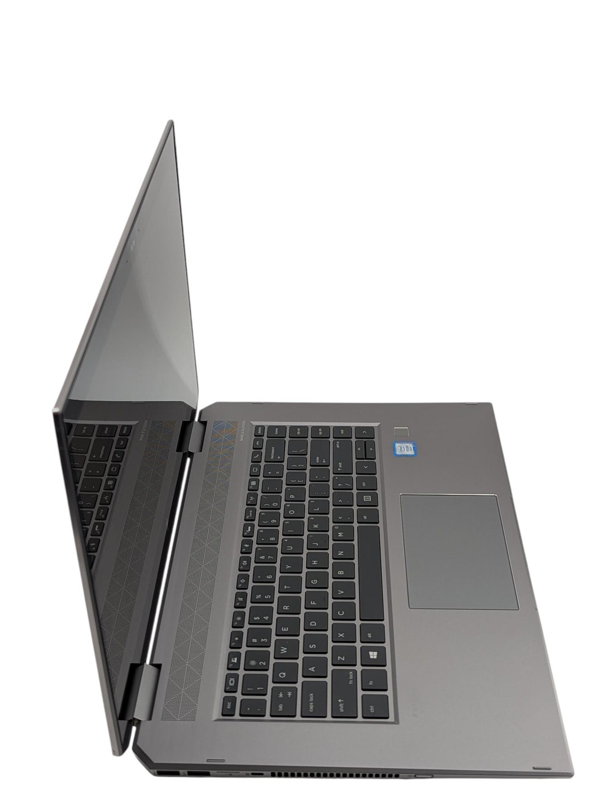 HP Zbook studio G5 15.6″ E-2176M 2.70GHz 32GB Ram 1TB SSD -Grade D