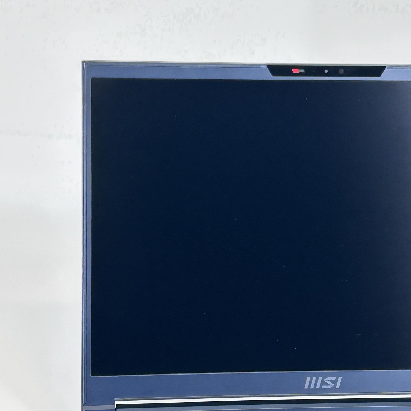 MSI Stealth 14 Studio 14 FHD+ 2.4 GHz i7-13620H 16GB 1TB SSD RTX 4060 Good