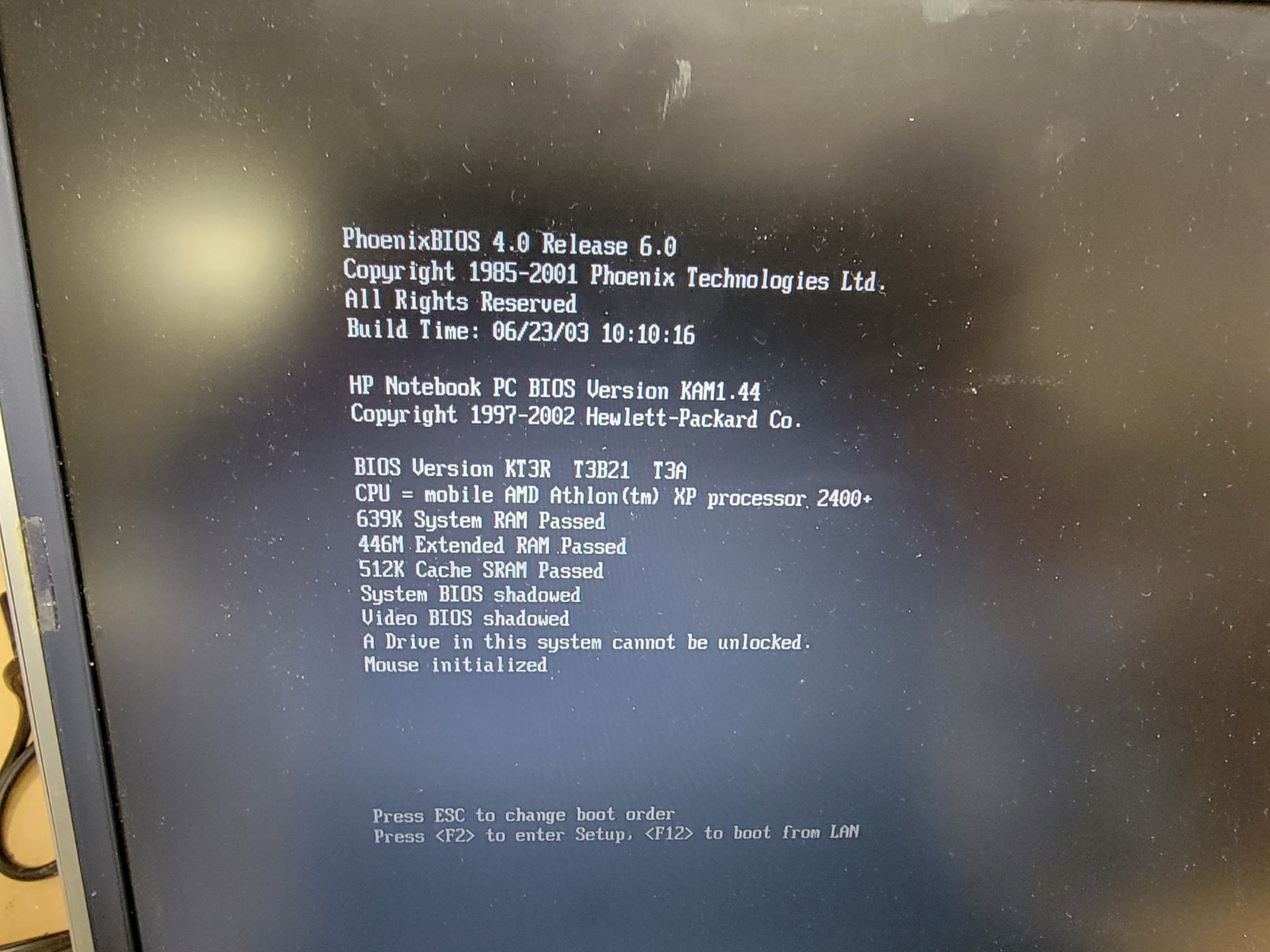 HP Pavilion ZE4400 AMD Athlon XP-M 2400+ 512MB NO Hard Drive or Battery