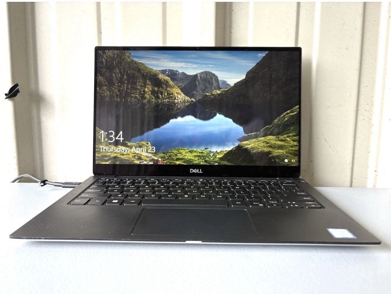 Dell XPS/ I7 8th Gen /16 Gb Ram/1 TB/touchscreen