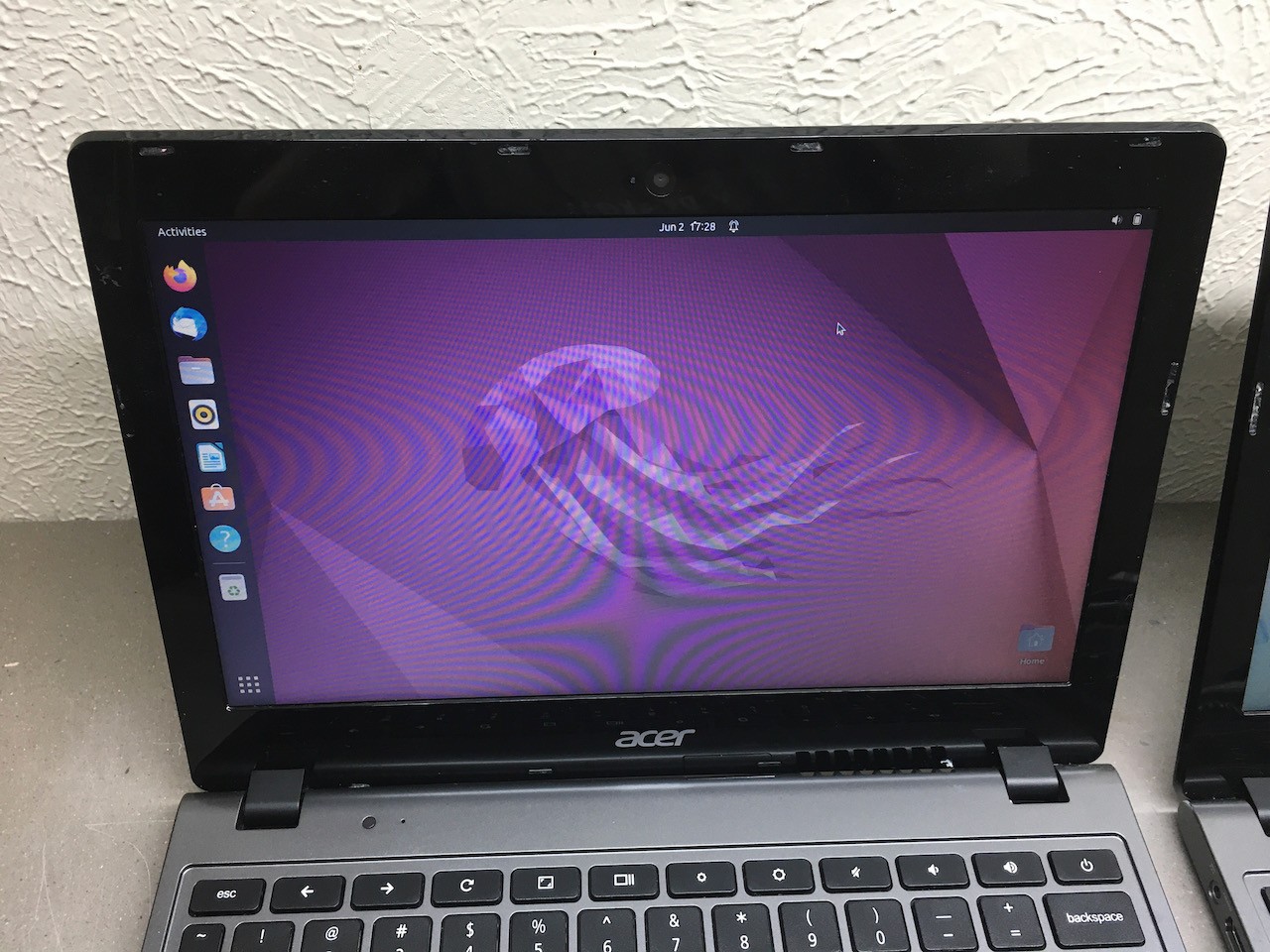 Lot 3x Acer Linux Laptops 1.40GHz 2955U 2GB DDR3 16GB SSD Mint Fedora Ubuntu