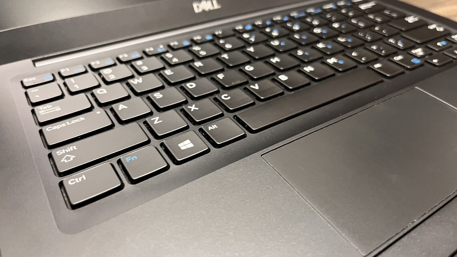 Dell Latitude 7290 12.5″ i5-8250U 8 GB DDR4 256GB SSD windows 10