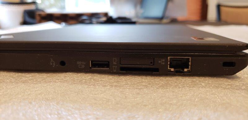 Lenovo X250  W11 Pro  Samsung SSD  Carrying Case