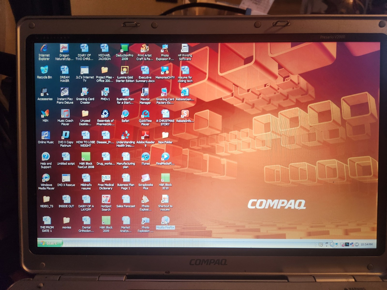 Compaq Presario V2615US Laptop With Box Free Shipping