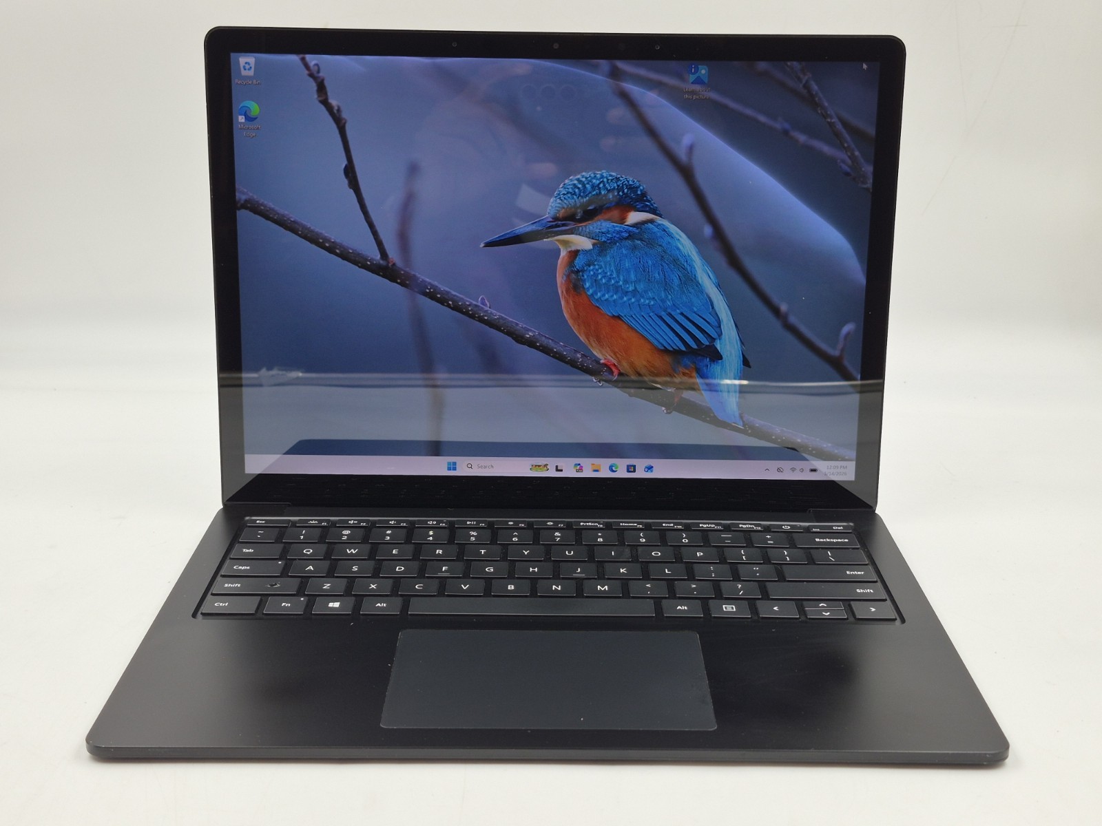 Microsoft Surface Laptop 3 i7-1065G7 1.30GHz 16GB RAM 256GB NVMe SSD Win 11 Pro