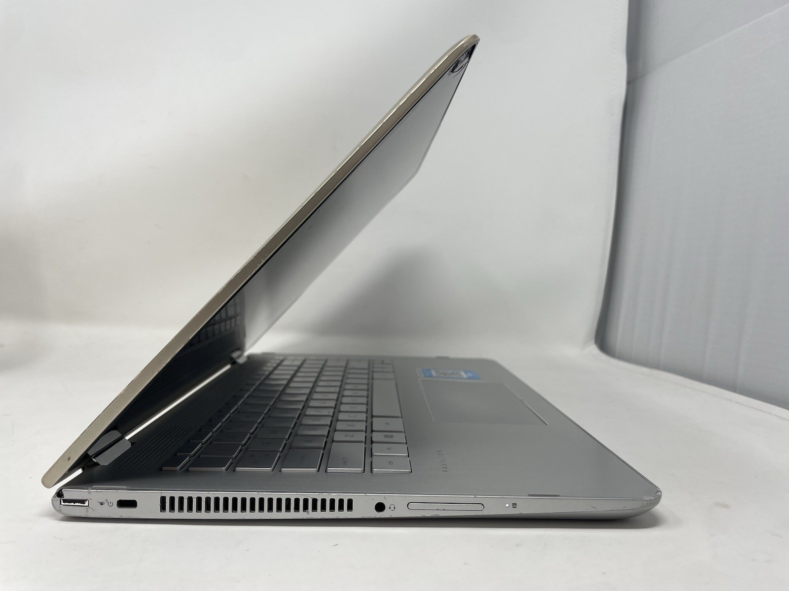 Broken HP Pavilion x360 14m-ba011dx Core i5 8GB 128GB SSD 2-in-1 Touch