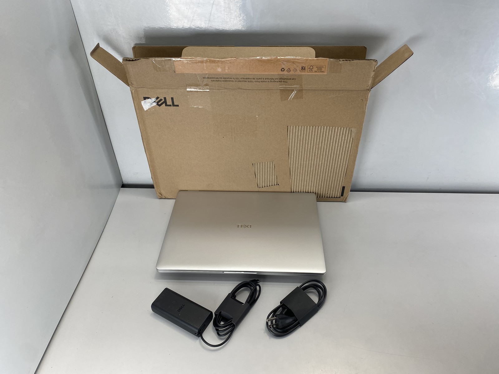 Dell Laptop Pro 16 Plus PB16250 16″ Intel Core Ultra 7 266V 512GB- Silver