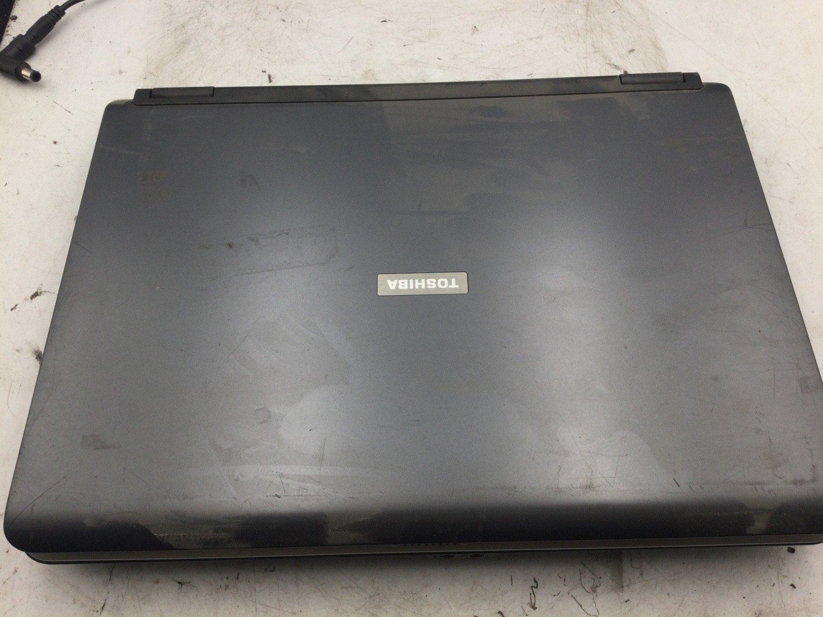 TOSHIBA SATELLITE A105-S4284 – FOR PARTS – INTEL CENTRINO – 1GB RAM – READ – BB!
