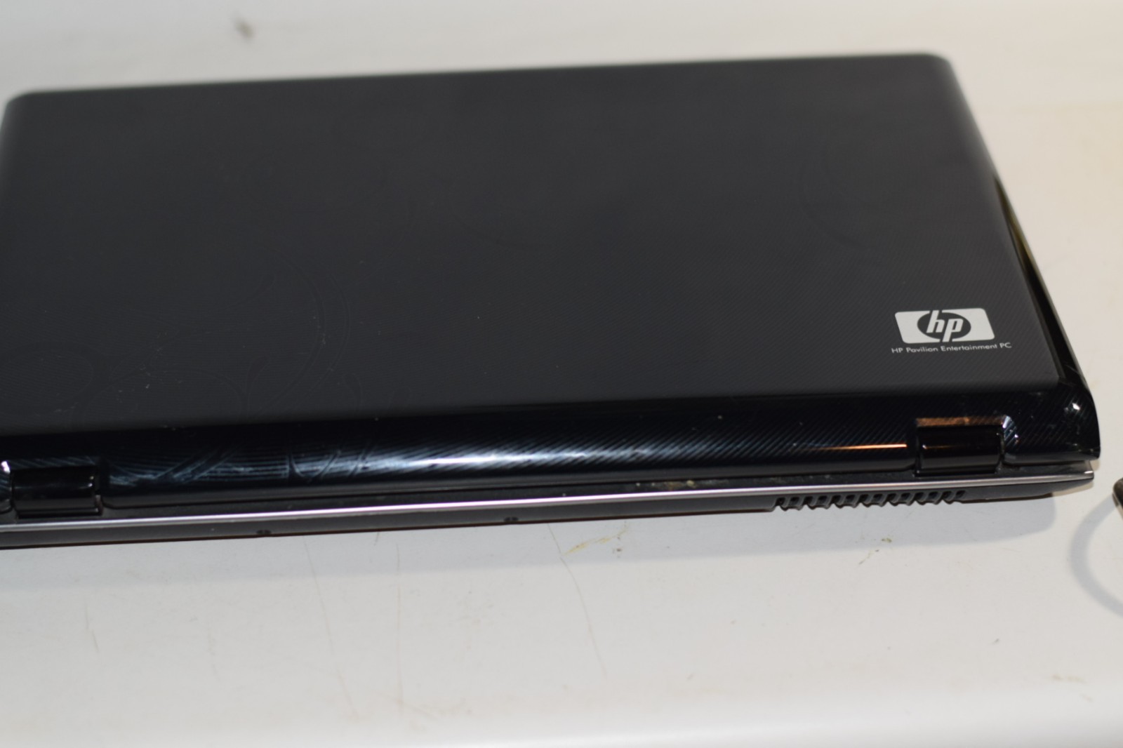 Hp Pavilion DV6700 15″ Laptop Core 2 Duo 4gb Ram No Drives Boots Bios with P.S.