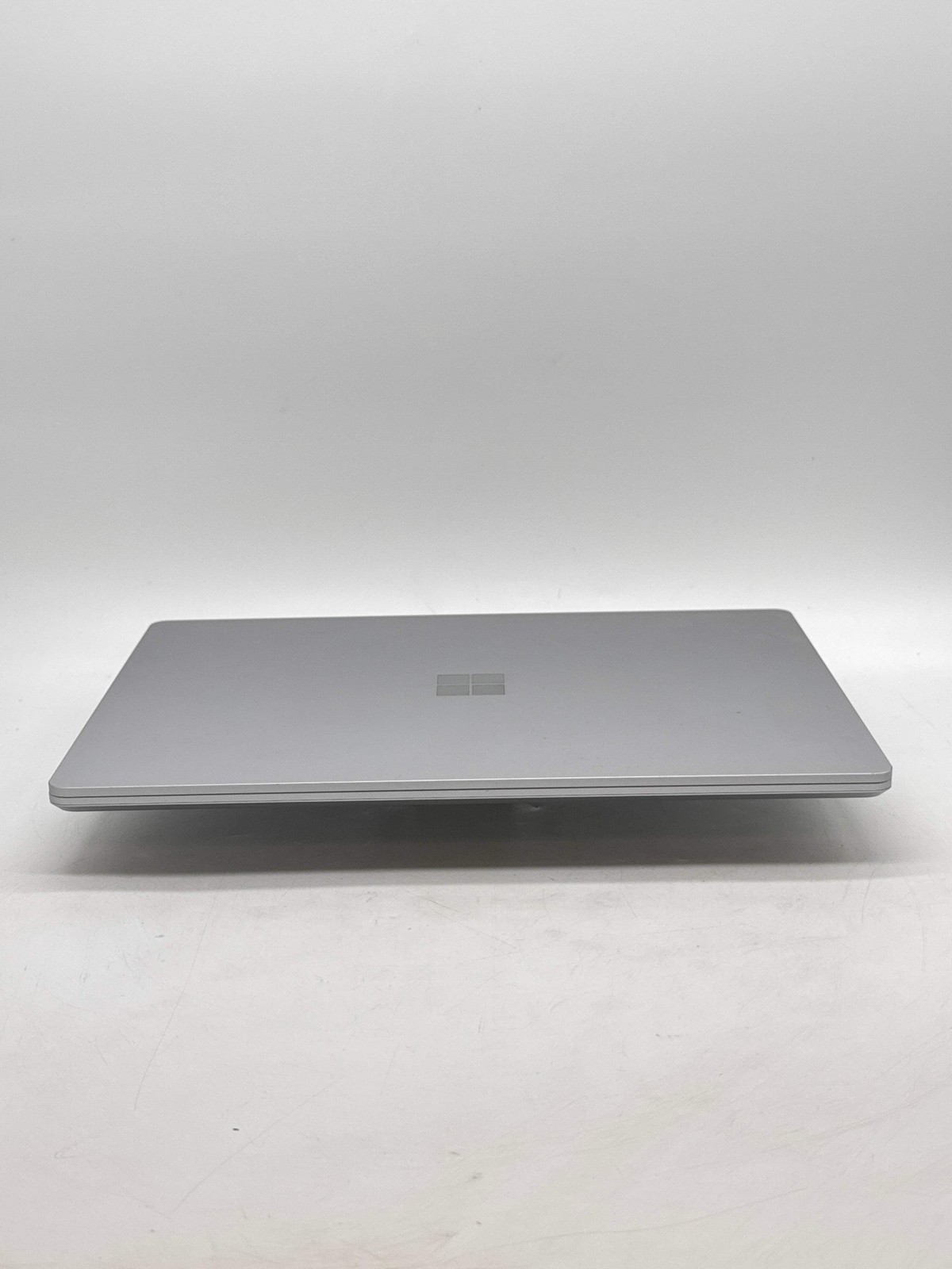Microsoft Surface Laptop 6 13.5″ Core Ultra 5 135H 8GB 256GB SSD Used