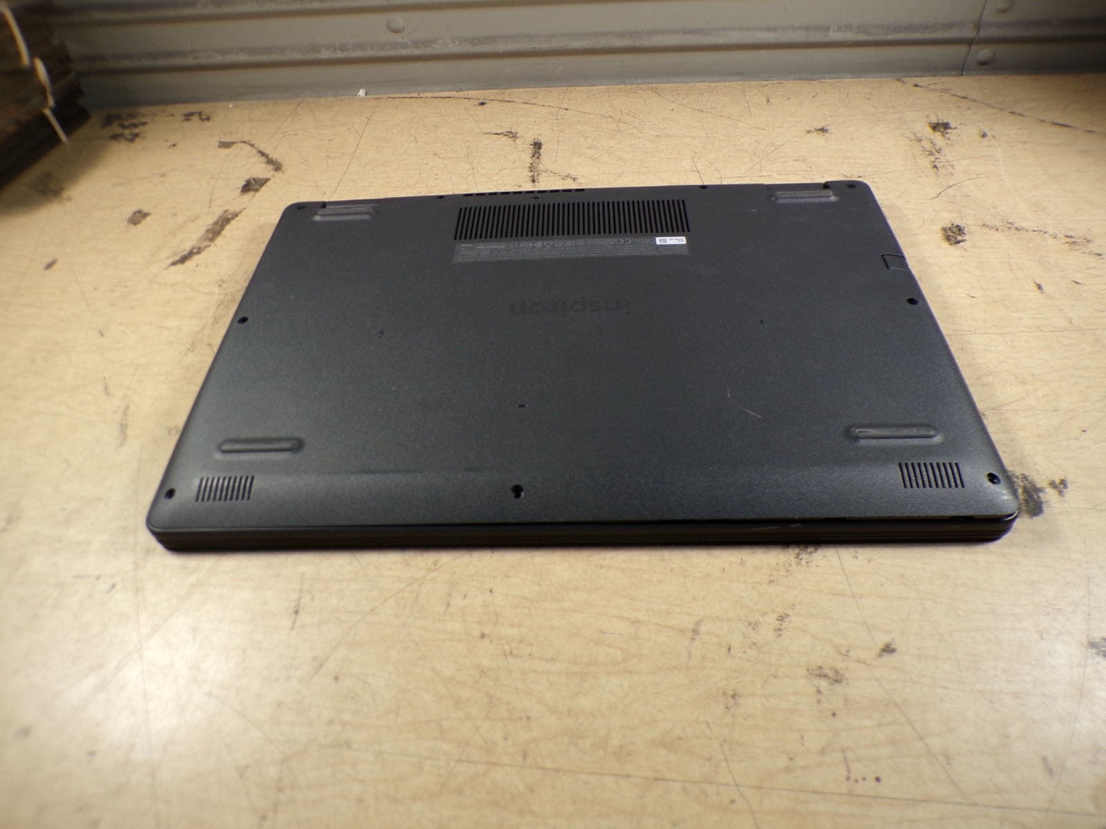 DELL INSPIRION 3501 INTEL CORE I5-1035G1 8GB RAM **NO HD/ NO CADDIE/ NO OS