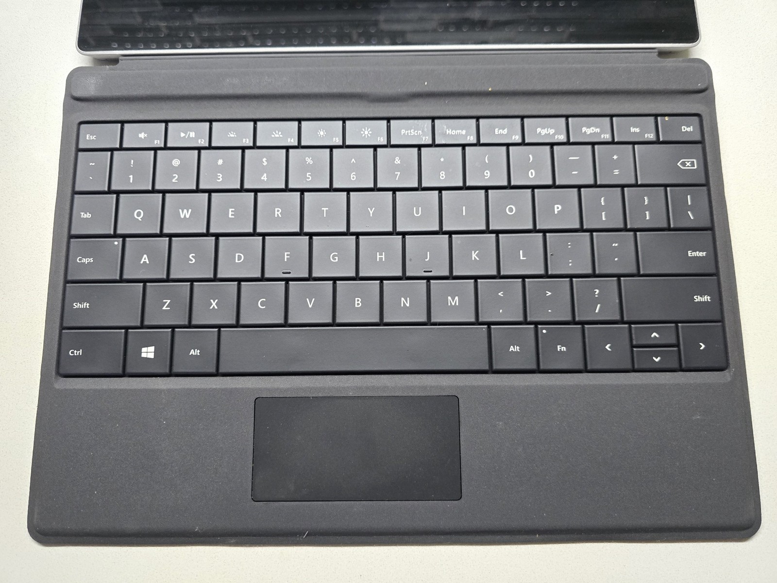Microsoft Surface 3 LTE 4GB / 128GB 10.3 with keyboard Good Condition Reset