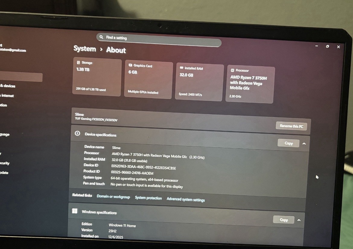 ASUS TUF FX505DV 15” 120Hz RTX 2060 AMD Ryzen 7 3750H 32GB RAM 512GB SSD