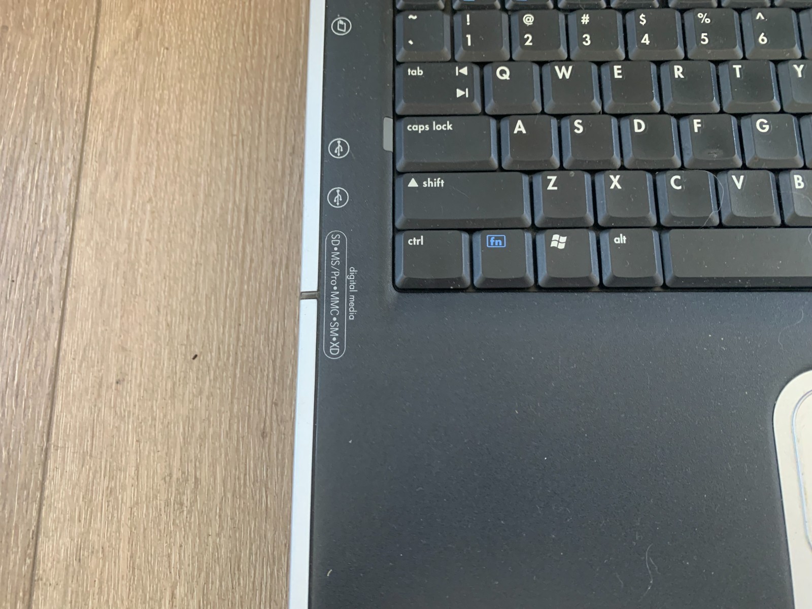 HP Pavilion zv6000 15.4″ AMD Athlon 64 2.00GHz 1.25GB RAM 80GB HDD Win Vista
