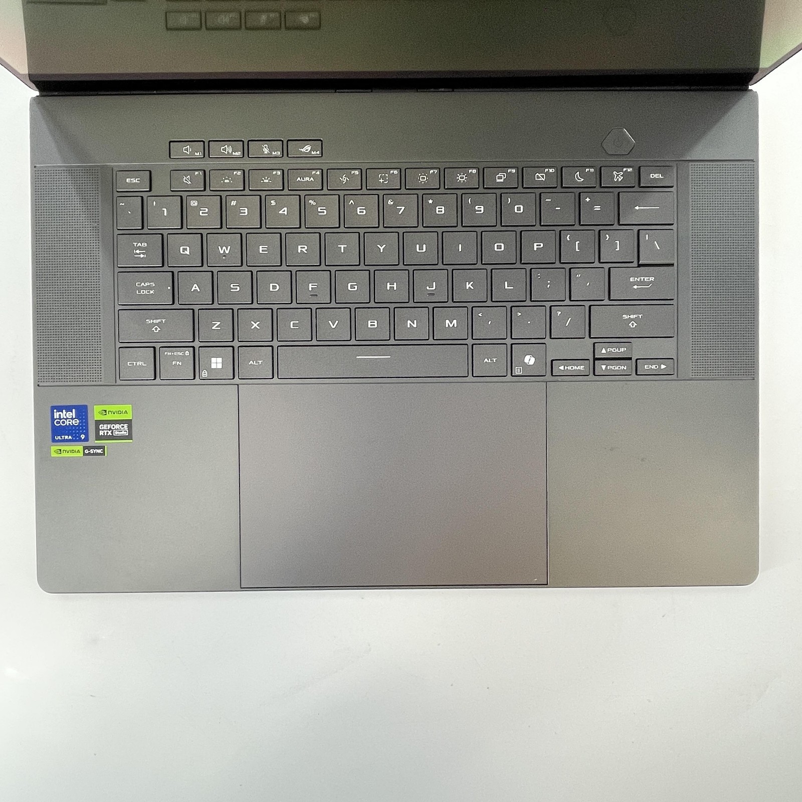 Asus ROG Zephyrus G16 GU605 240Hz QHD+ Ultra 9 285H 16GB 1TB RTX 5070 LCD ISSUE