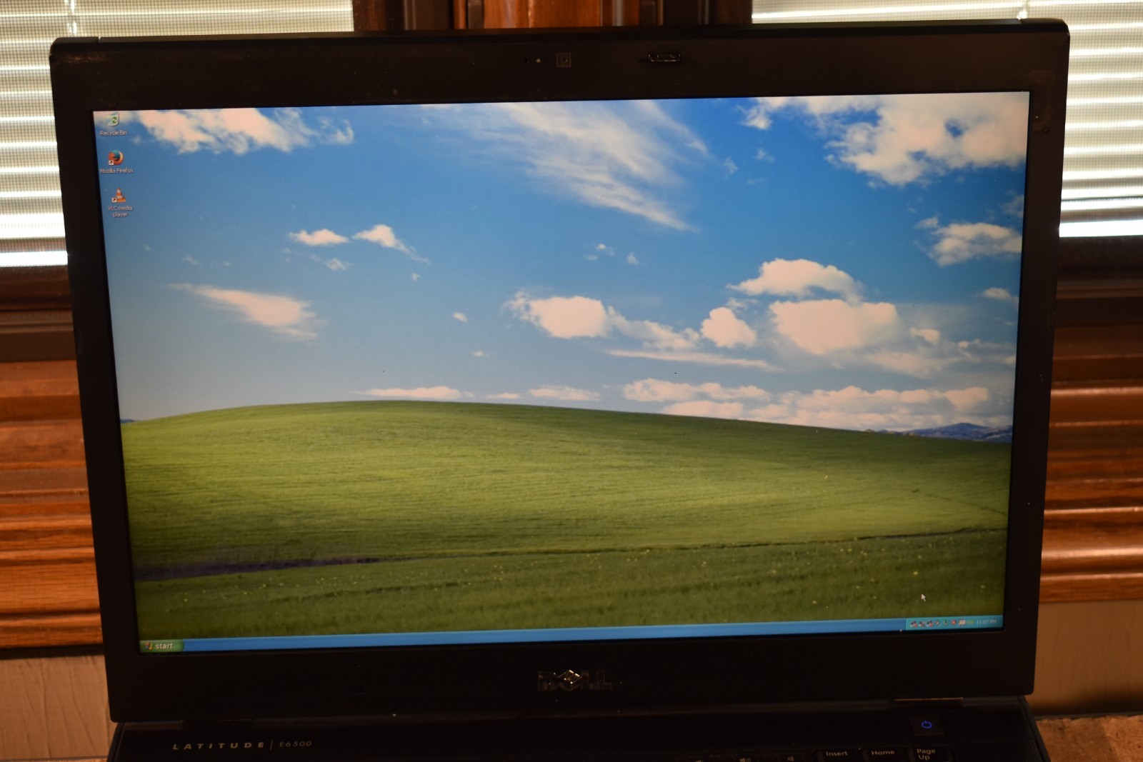 Dell Latitude E6500 P9500 2.53GHz 4GB RAM 1TB HDD WUXGA 1920×1200 Windows XP