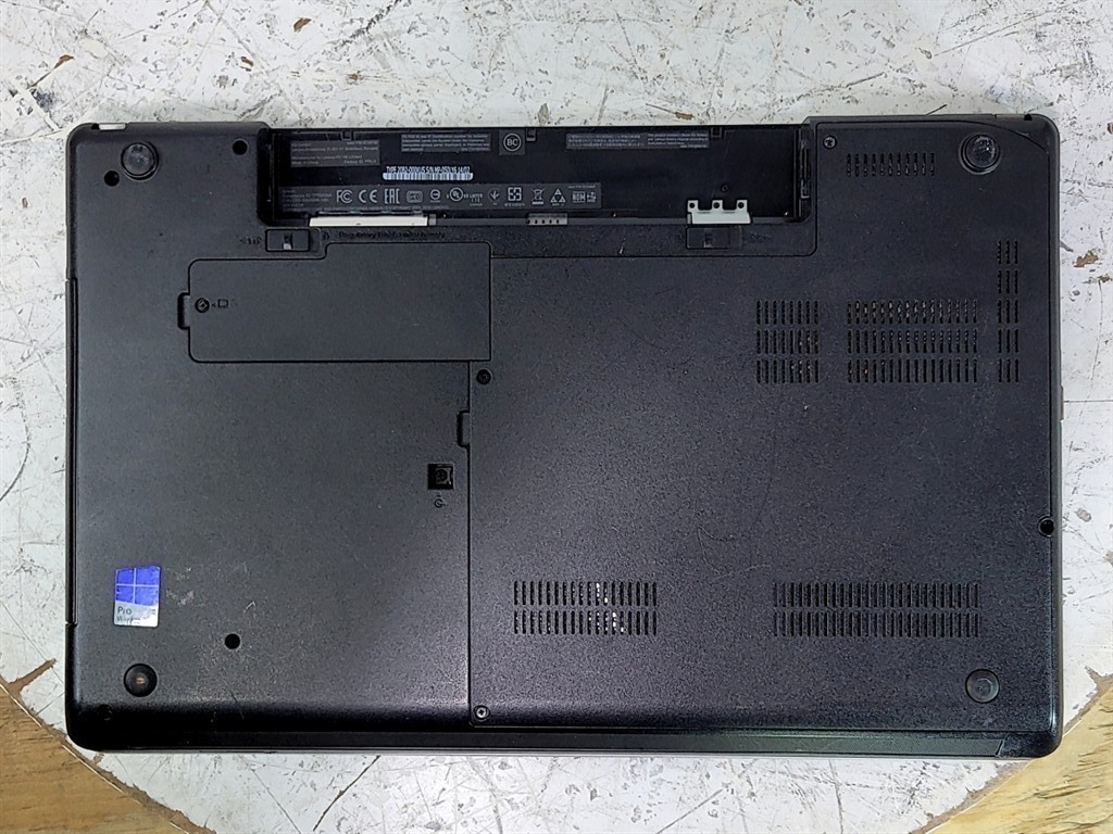 LENOVO ThinkPad Edge E545 20B2000KUS Laptop AMD A8-5550M 8GB 500GB SEE NOTES