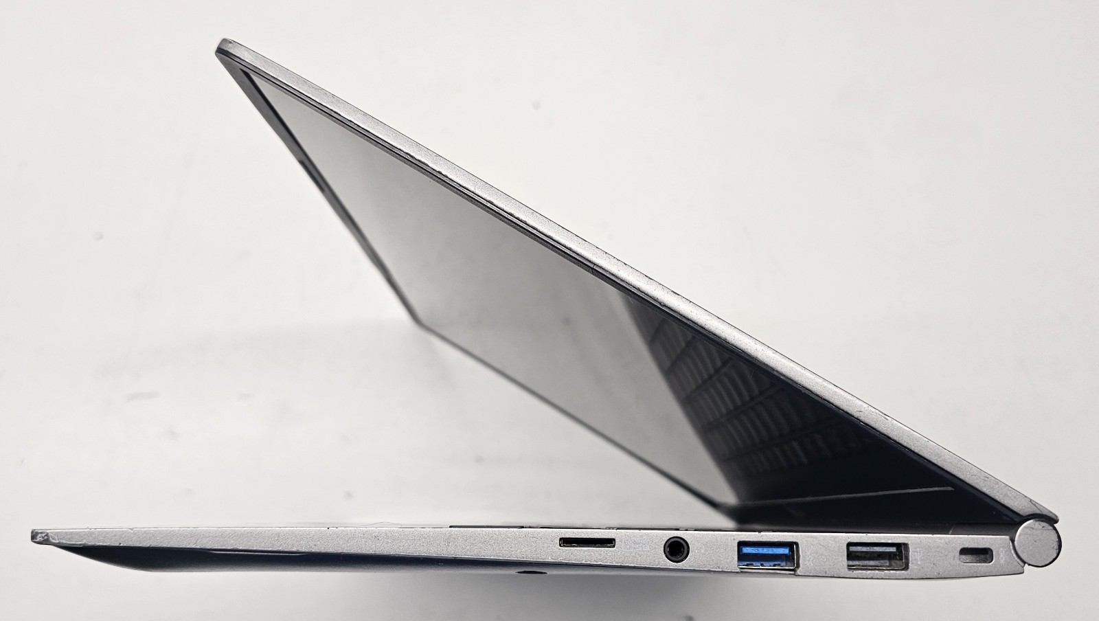 LG Gram 15Z970 15.6″ Laptop Intel Core i5 7th Gen NO RAM/HD/OS/POWER (FL)