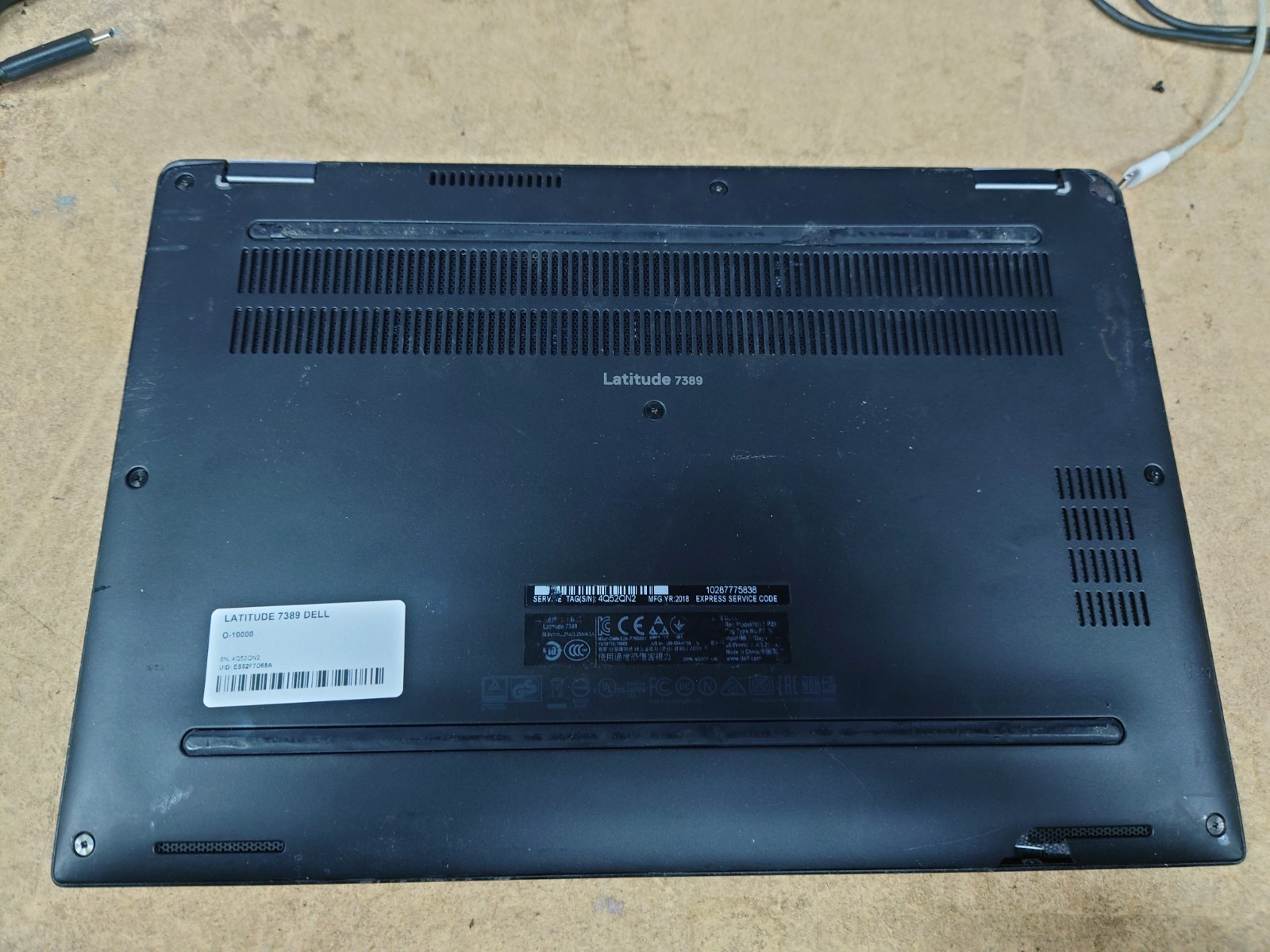 Dell Latitude 7389 2-in-1 Touch 13.3″ FHD i7-7600U 16G 256GB No OS