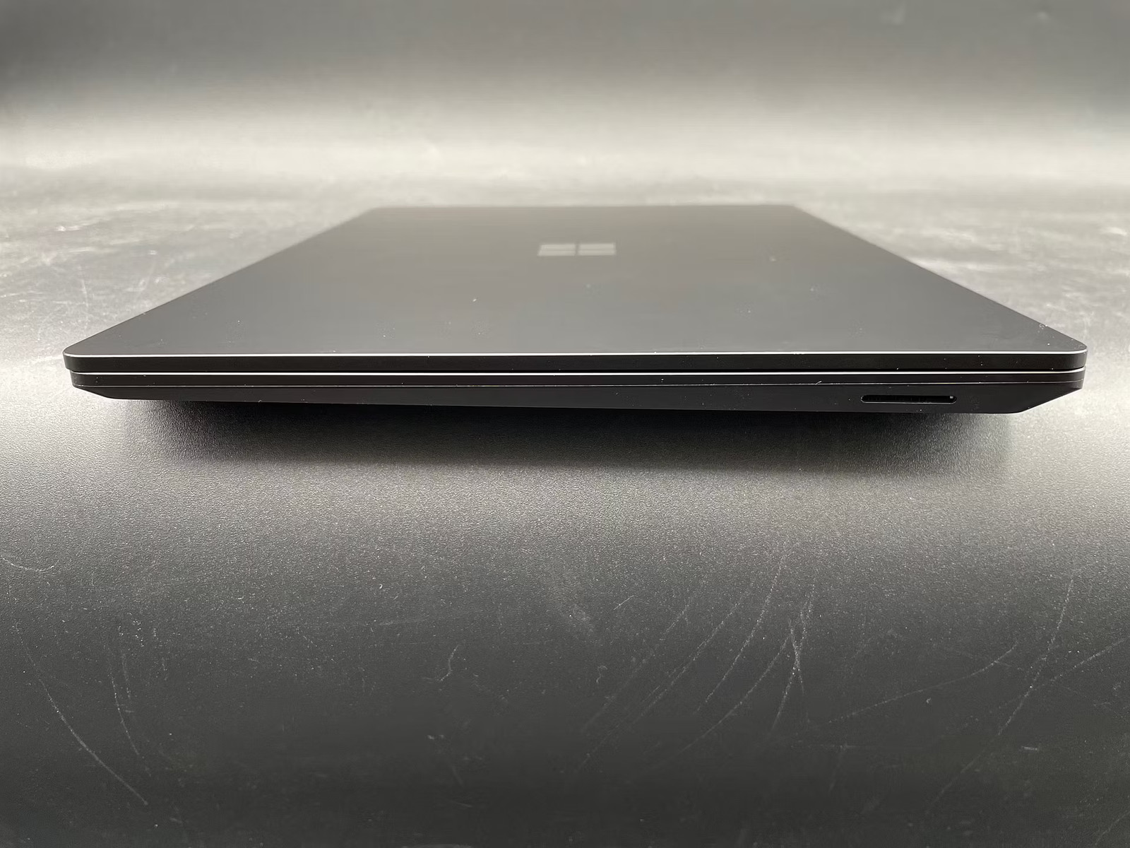 Microsoft Surface Laptop 3 Used 13.5″ (i7-1065G7-16GB-256GB NVMe)