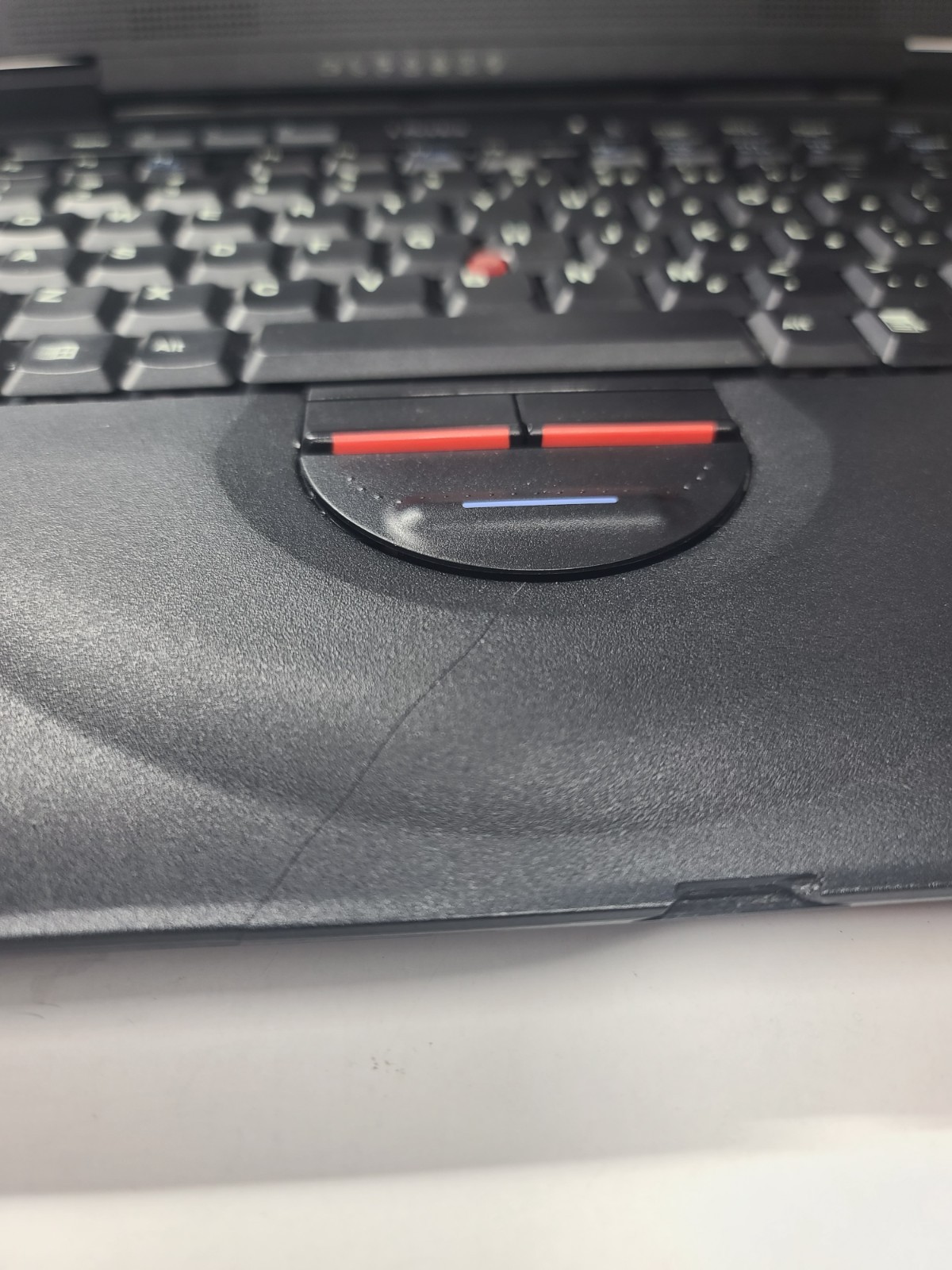 IBM ThinkPad R50e/ IBM ThinkPad I Series. No HARD-DRIVES. Untested