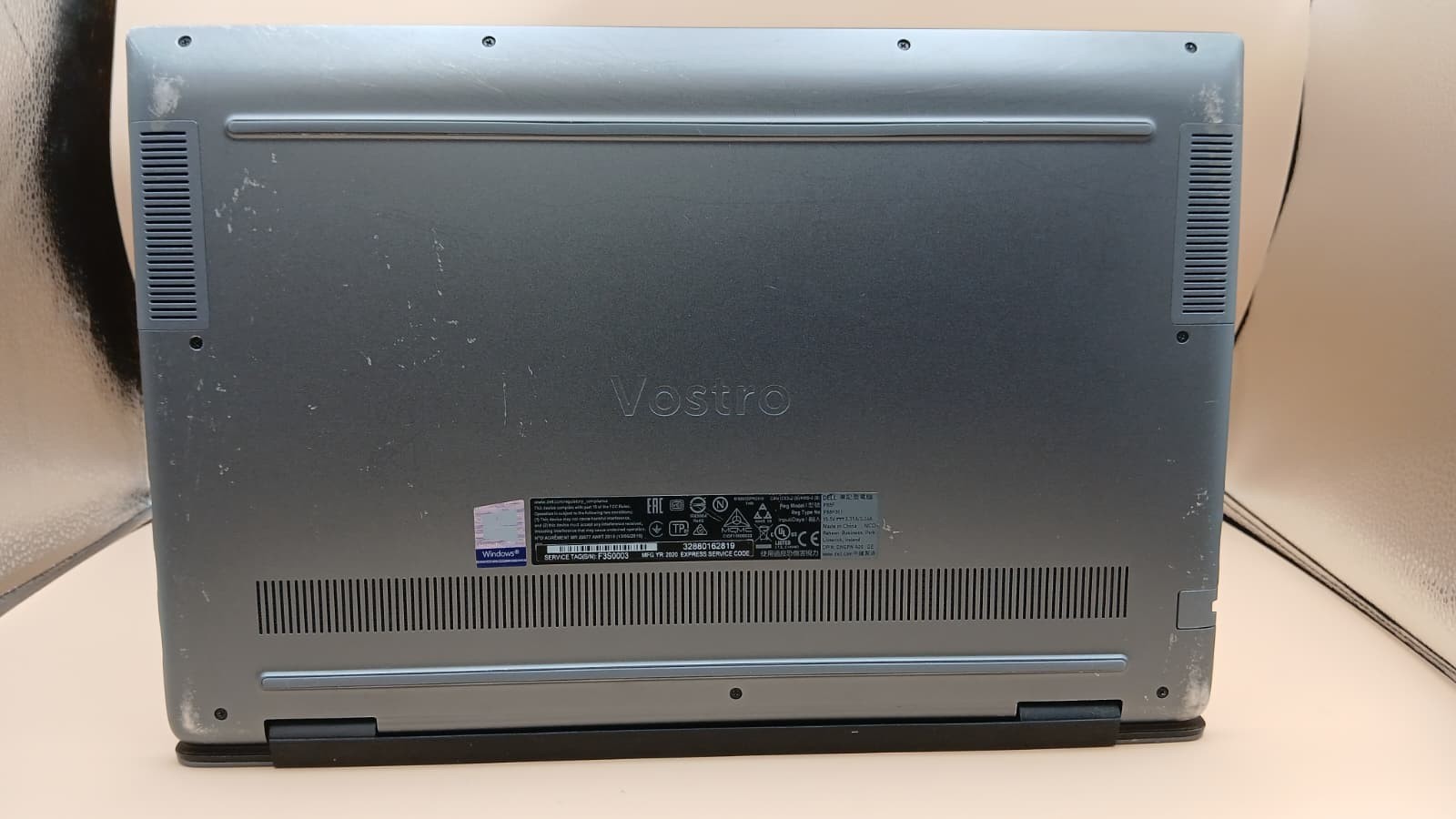 Dell Vostro 5590 15.6″ FHD i5-10210U 16GB RAM 256GB SSD Win11 Pro Laptop