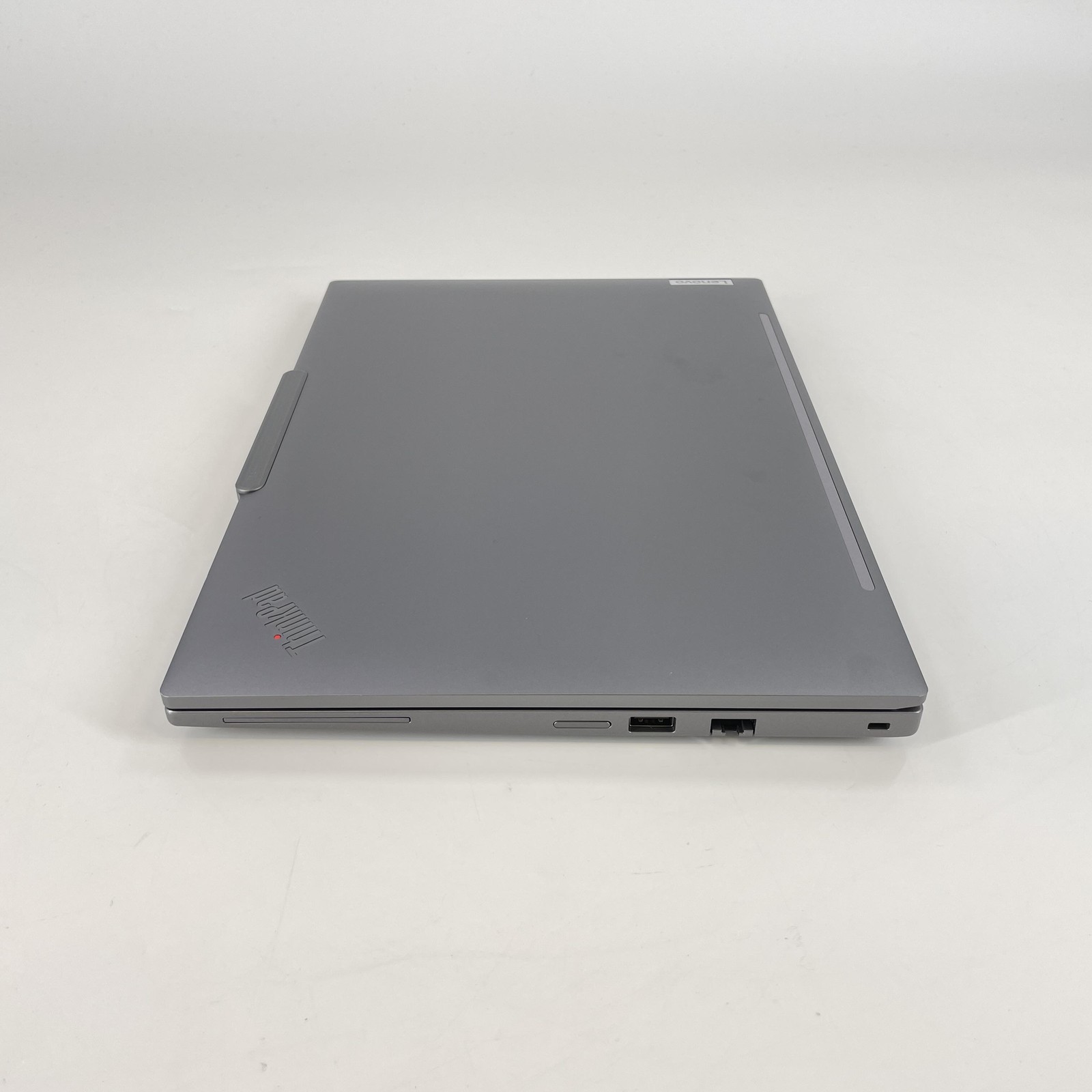 Lenovo ThinkPad T14 Gen 5 FHD+ 3.2GHz Ryzen 5 PRO 8540U 16GB 256GB SSD