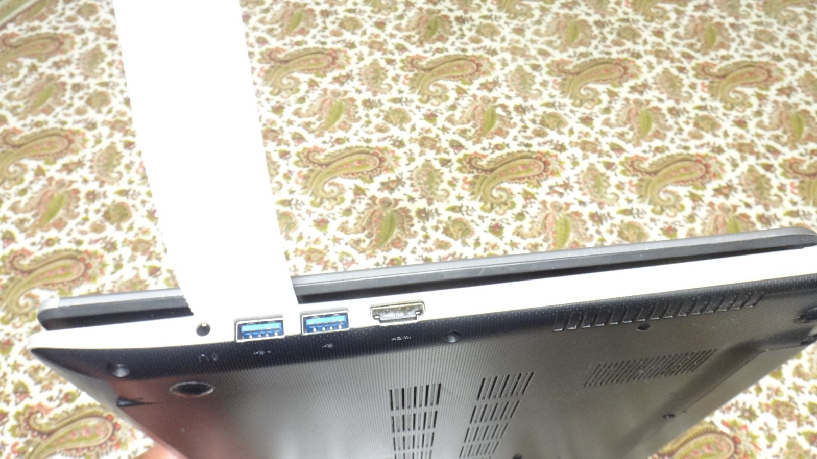 Toshiba Satellite S55-B5280, 15.6″, I7, 16 GB, 1TB, Wins10, good laptop(295)