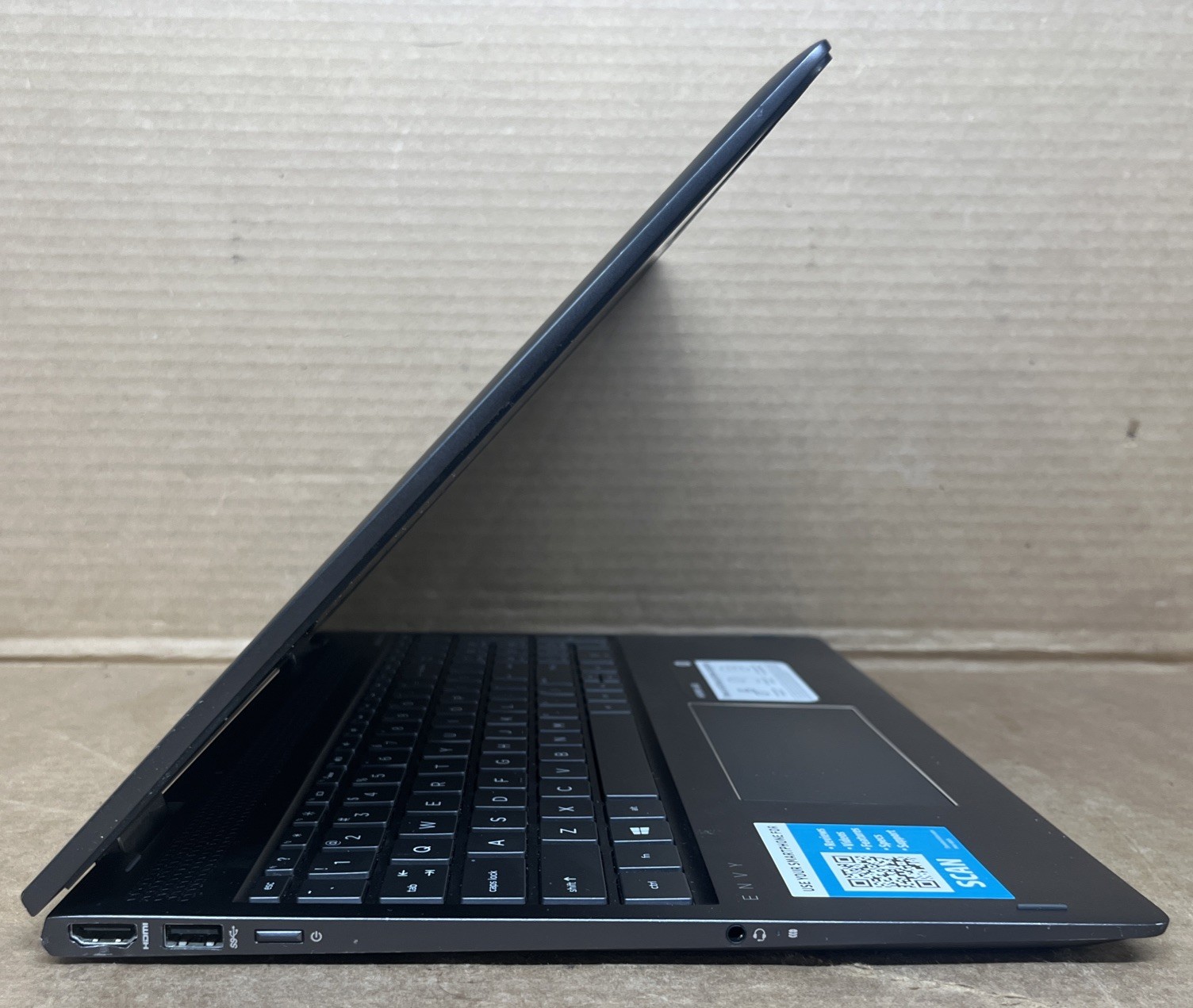 HP Envy x360 m Convertible, AMD Ryzen 5 @2.00GHz, 8GB RAM, 240GB SSD, W11P*READ*