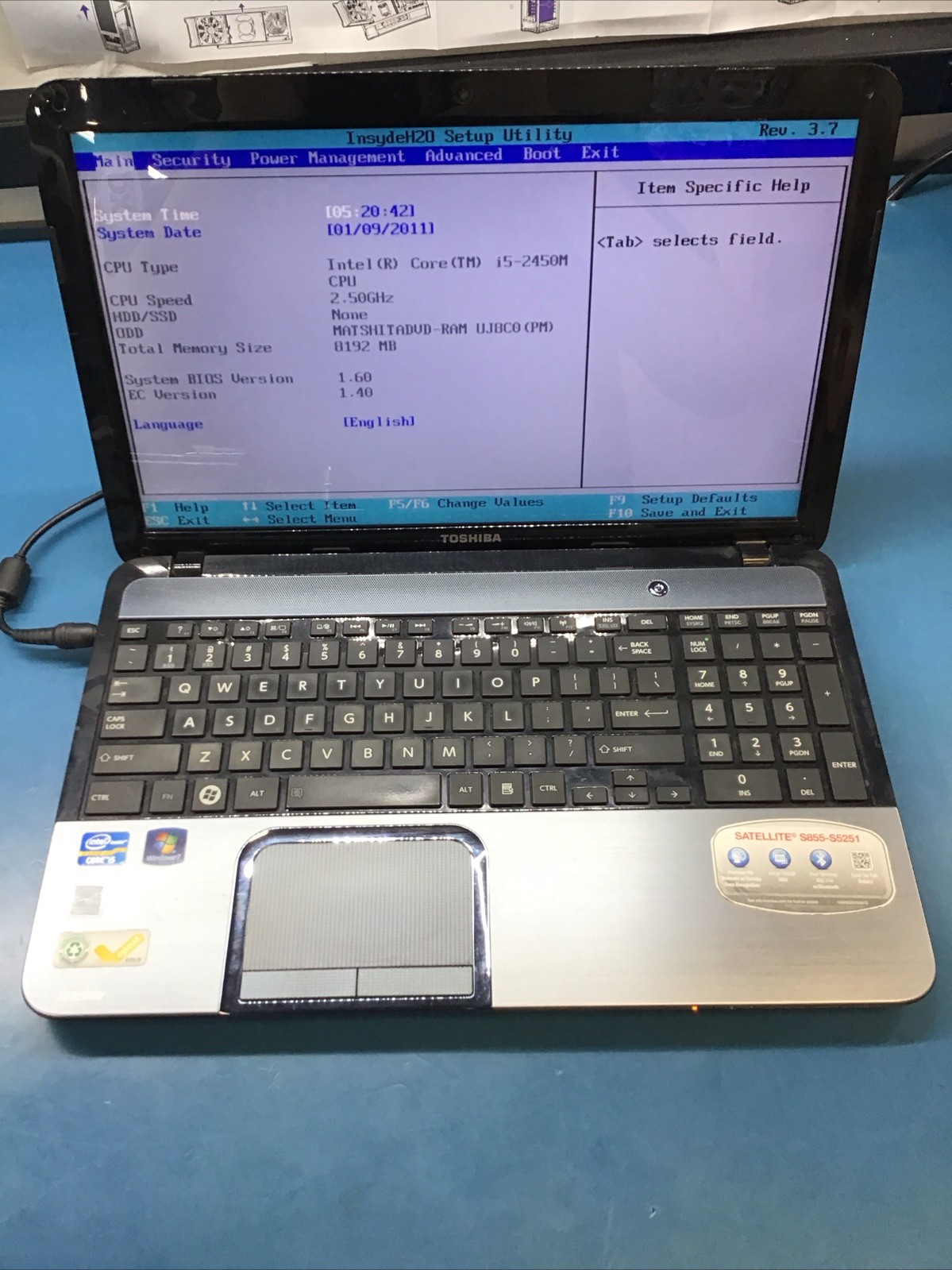 Satellite S855-S5251 i5-2450M 8GB DDR3, No HDD No Battery