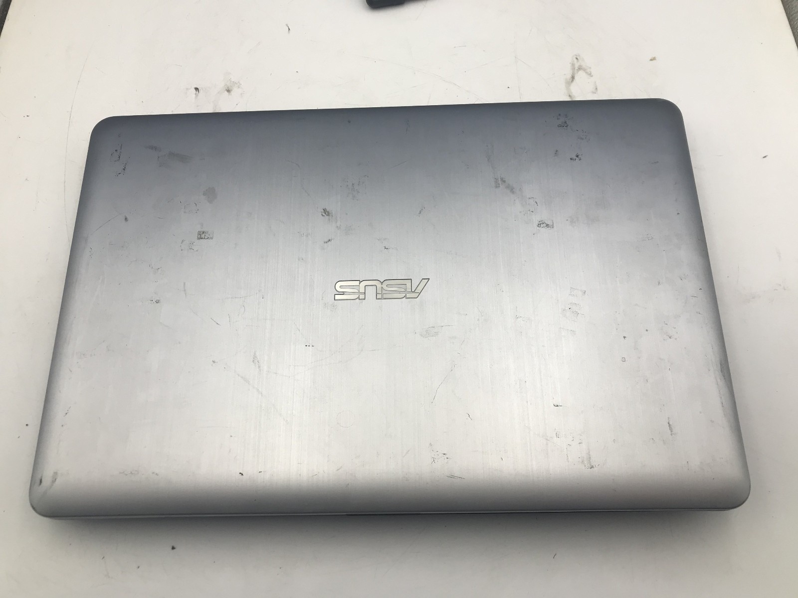 ASUS SONICMASTER X540S – BOOTS TO BIOS – INTEL PENTIUM N – 4GB RAM -READ DESC-BB