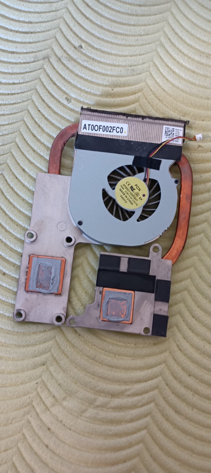 DELL INSPIRON 5520 Hearing Fan