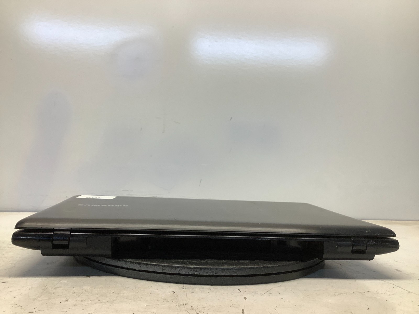 Samsung 365E AMD A6-4400M 2.7GHz 4 GB NO HDD