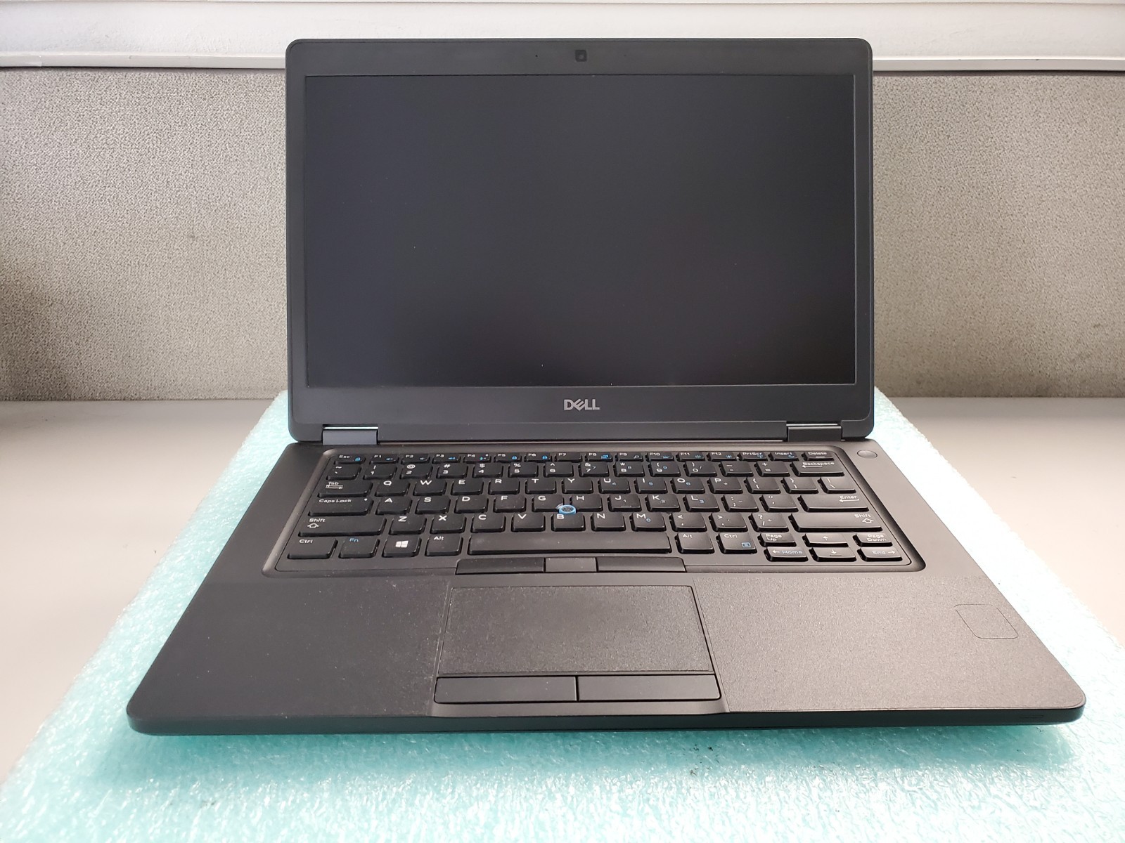 Dell Latitude 5490 i5-7300U@2.6GHz 4GB RAM No HD/OS *BIOS/No battery* | C626