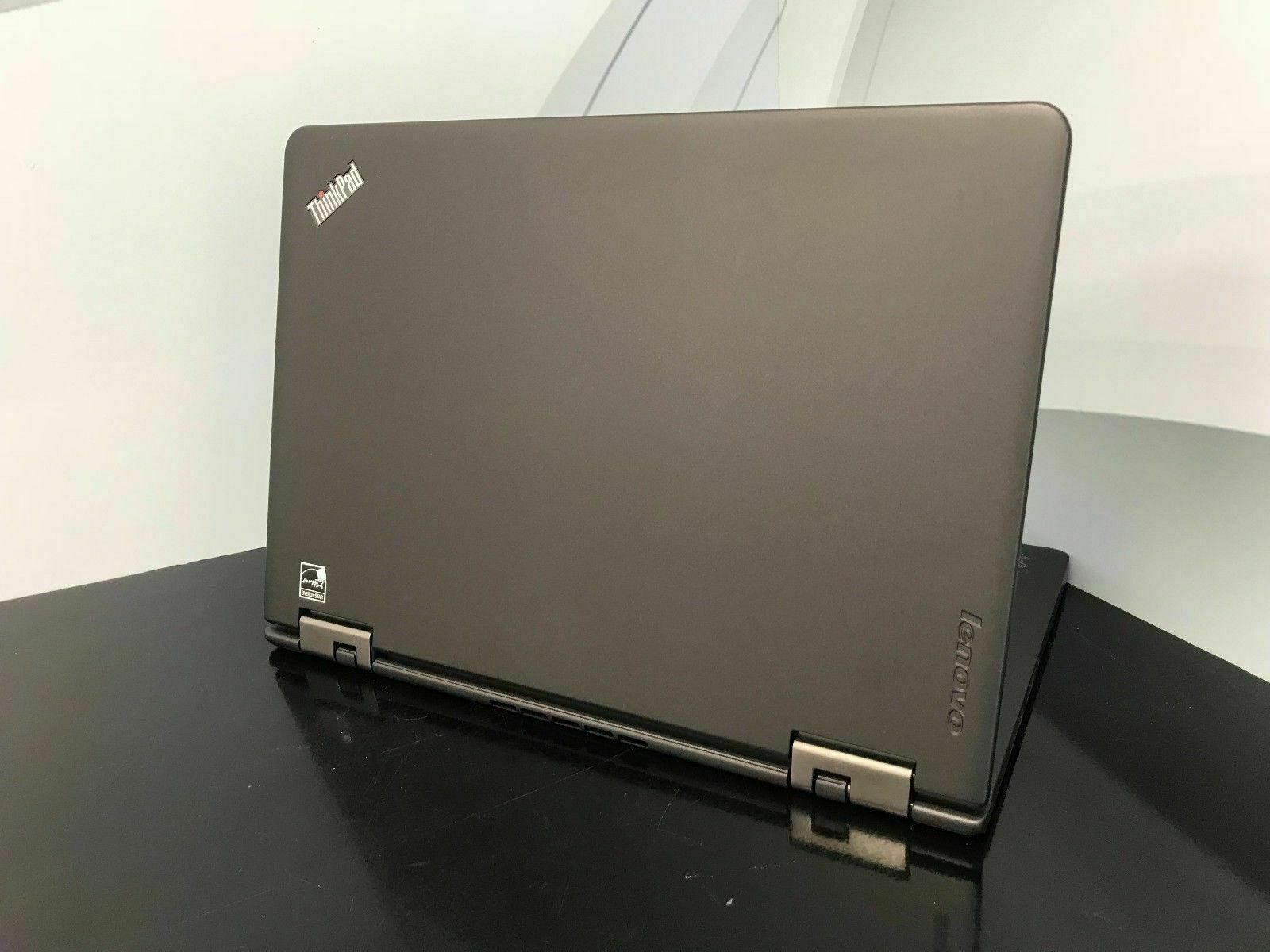 Lenovo ThinkPad 4th Gen Yoga S1 Core I7 8GB 512GB SSD Windows 10 pro IPS Screen