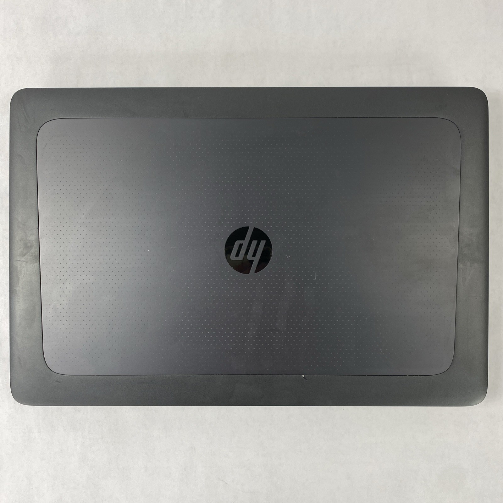 HP ZBook 17 G3 Intel Xeon E3 1535M V5 2.9GHz 16GB RAM 17.3″ No Battery No HDD/OS