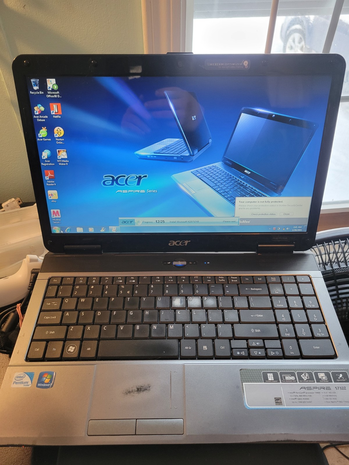 Acer Aspire 5732Z Laptop Notebook 15.6″ 4GB 128GB Windows 8 Works Great!