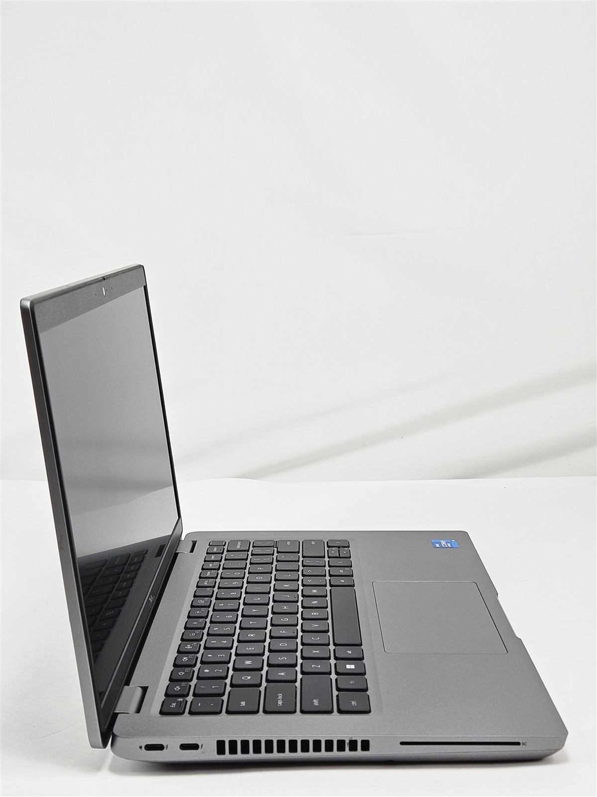 Dell 14″ Latitude 5421 Intel Core i5-11500H 16GB 256GB SSD Laptop Win11 Home