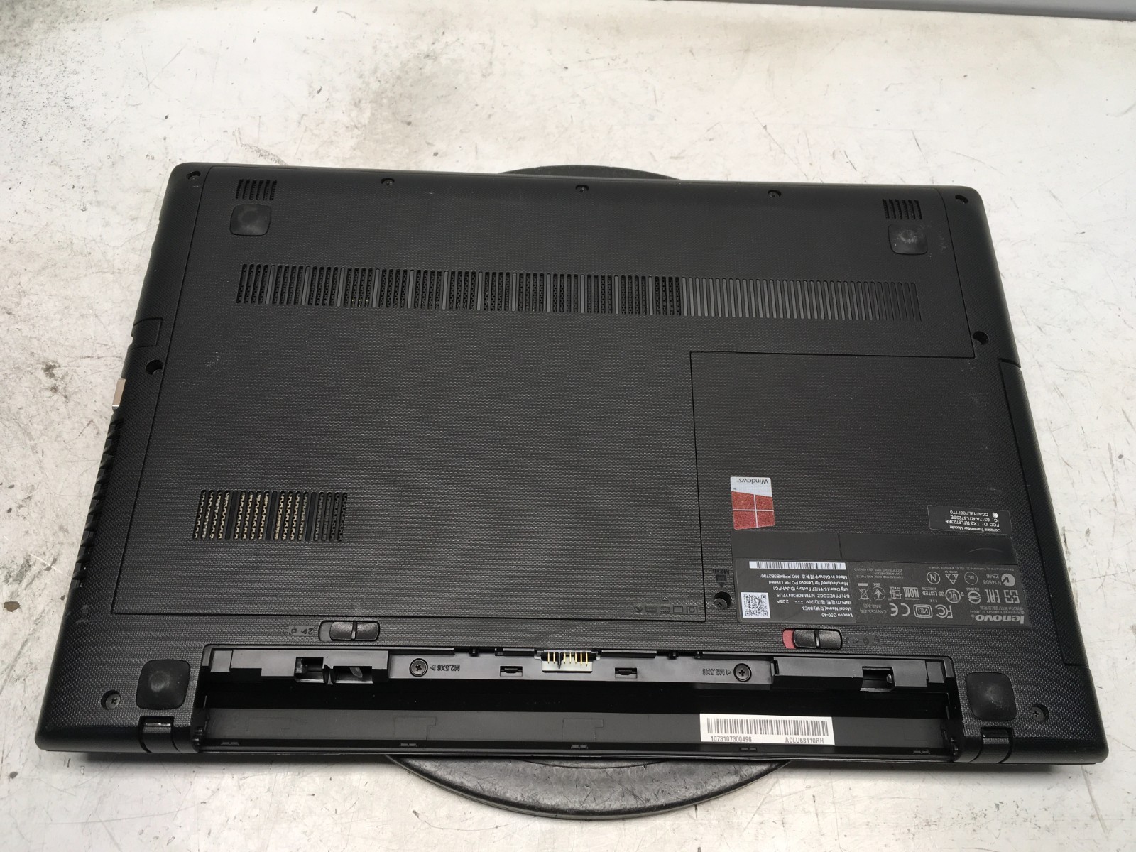 Lenovo G50-45 80E3 AMD E1-6010 1.35GHz 2 GB NO HDD